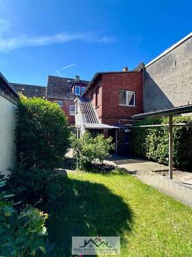 Gartenanteil - 9 Zimmer Mehrfamilienhaus, Wohnhaus in Loitz