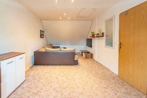 Schlafzimmer 2 OG - 