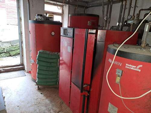 14_Heizraum Windhager Holzheizung + Puffer.jpg - 
