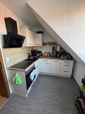 Küche mit Einbauküche/Küchenzeile - 