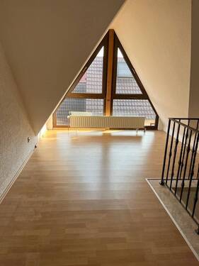 Flur/Arbeitszimmer - Etagenwohnung mit 65,00 m&sup2; in Böbingen zur Miete