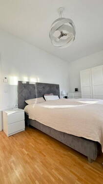 Schlafzimmer, Bild 2 - 