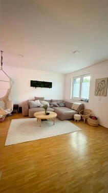 Wohnzimmer, Bild 1 - Reihenmittelhaus mit 145,00 m&sup2; in Mannheim zum Kaufen