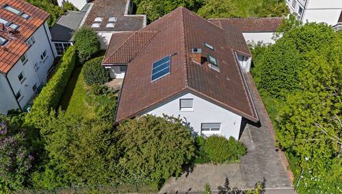 von oben - PROVISIONSFREI - Gepflegtes Einfamilienhaus in toller Wohnlage