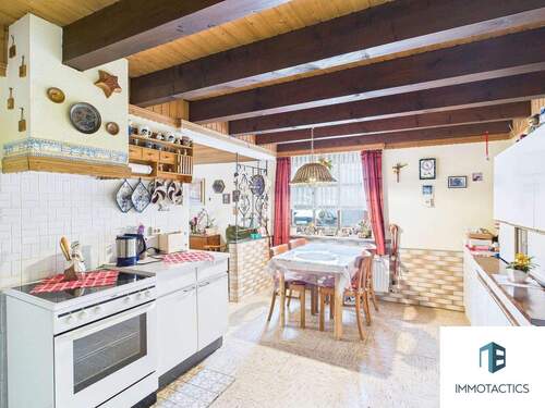 Küche - 8 Zimmer Mehrfamilienhaus, Wohnhaus in Sommerloch