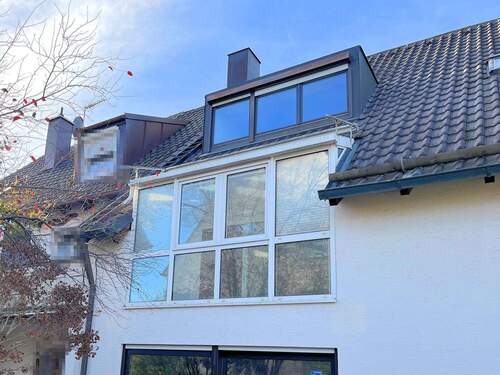 Außenansicht des Zweifamilienhauses - 