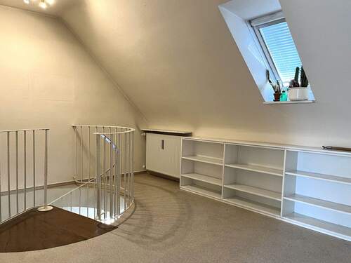 Großzügige Empore - 