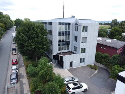 Haupteingang - Repräsentatives Bürogebäude in Bad Salzuflen-Holzhausen - für Investoren und Eigennutzer!