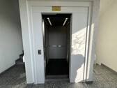 Aufzug für einen stufenlosen Zugang - 