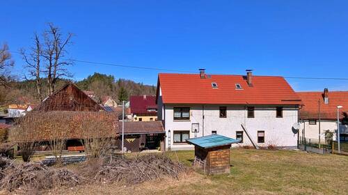 Gesamtansicht hinten - 1 Zimmer Einfamilienhaus zum Kaufen in Reurieth