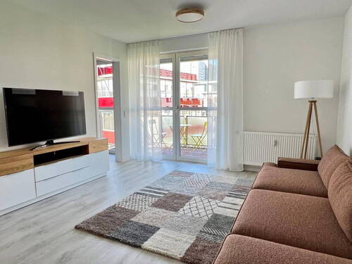 Bild 1 - Moderne, vollmöblierte 1,5-Zimmer-Wohnung mit Balkon in Berlin-Mitte - nur für berufstätige Paare