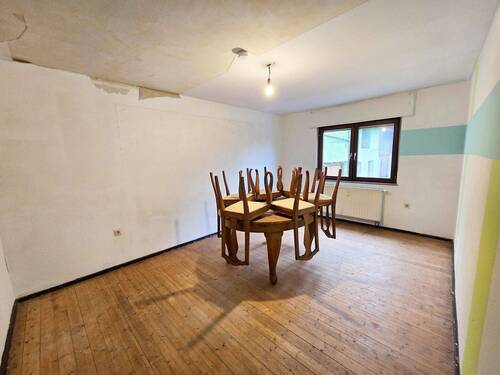 Esszimmer EG - Mehrfamilienhaus, Wohnhaus mit 240,00 m² in Östringen zum Kaufen