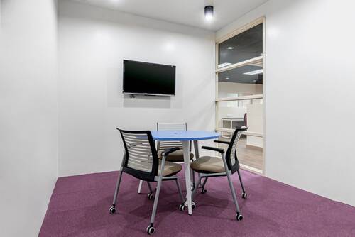 Generic Large meeting room_02.jpg - Büro in Leverkusen zur Miete