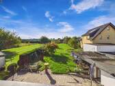 Blick vom Balkon - Einfamilienhaus mit 124,00 m&sup2; in Langenfeld zum Kaufen