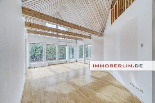 012_Exposé_HD.jpg - 