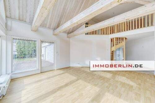 013_Exposé_HD.jpg - 