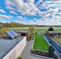 Freiwerdendes Zweifamilienhaus mit Garage in Toplage am Feldrand - Nürnberg Herpersdorf