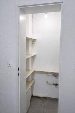 Praktischer Abstellraum - 