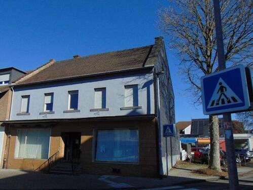 Objektfoto.JPG - Entkerntes Wohn- und Geschäftshaus mit großem Potenzial – bereit für visionären Wiederaufbau