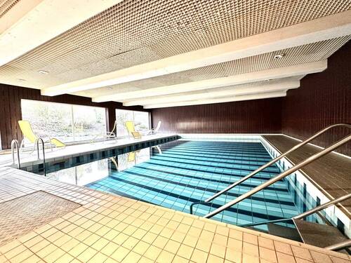 Schwimmbad - 