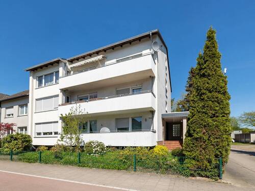 Ansicht Straße - 3 Zimmer Etagenwohnung zum Kaufen in Osnabrück