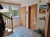 Flur - 4 Zimmer Doppelhaushälfte in Lohne