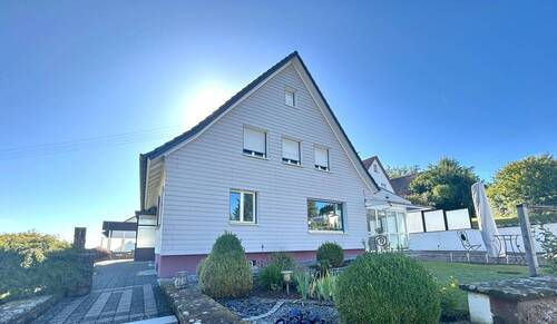 Gepflegt und ansprechend... - 7 Zimmer Einfamilienhaus in Schramberg