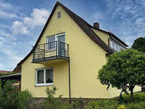 Ansicht Südosten - 5 Zimmer Einfamilienhaus in Feuchtwangen