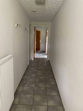 Flur /Eingang UG - 