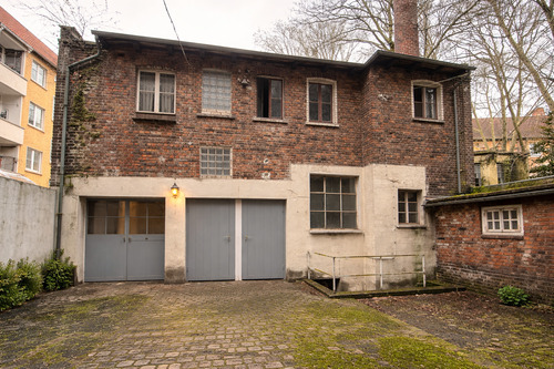 Hofgebäude - 2 Zimmer Mehrfamilienhaus, Wohnhaus zum Kaufen in Dortmund