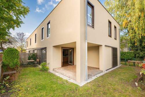 Aussenansicht - Etagenwohnung mit 72,30 m&sup2; in München zum Kaufen