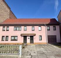 Flexibles Wohnkonzept in Rudolstadt - Zweifamilienhaus mit Dachterrasse & Stellplätzen