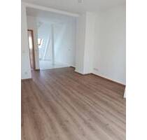 2-Zi.-DG-Whg | ruhige Lage | Bad mit Fenster | frisch renoviert - Leipzig Kleinzschocher