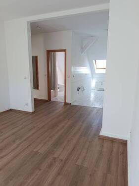 Wohnen/Küche - 2 Zimmer Etagenwohnung in Leipzig