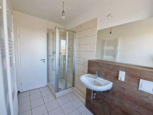 Bad - 4 Zimmer Etagenwohnung in Leisnig