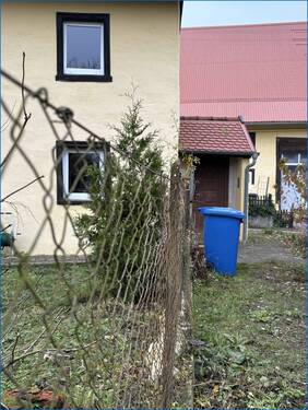 Ansicht von Garten rechts - Einfamilienhaus mit 127,60 m² in Sauldorf / Krumbach zum Kaufen