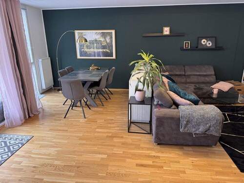 Wohnzimmer - 3 Zimmer Etagenwohnung zum Kaufen in Berlin