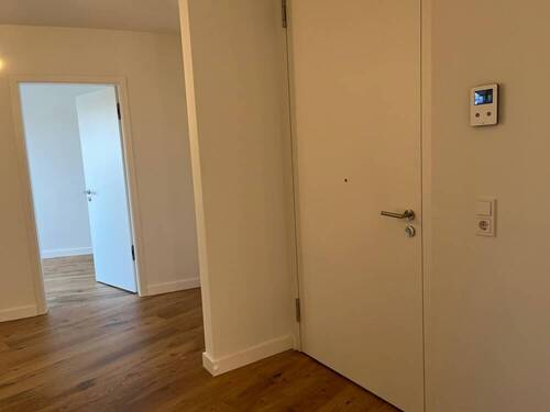 Eingang mit Video-Gegensprechanlage - 