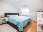 Gemütliches Schlafzimmer - 