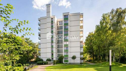 Außenansicht 1 - Bezugsfreie 2-Zimmer-Wohnung mit Südbalkon - hell, freundlich und mit sehr guter Anbindung