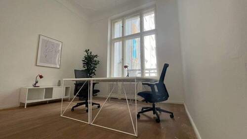 Die gesamte Einheit - Privates Büro - 