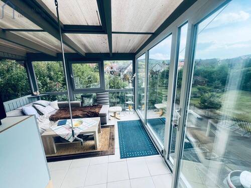 Wintergarten - Saniertes Ein- bis Zweifamilienhaus mit traumhaftem Wintergarten