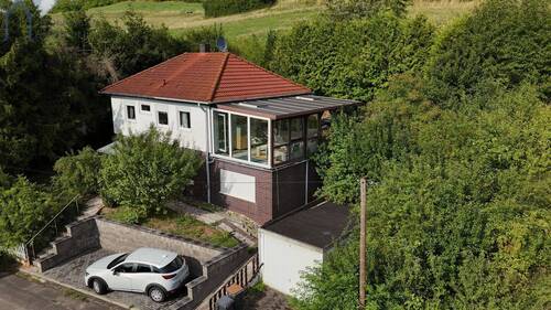 Außenansicht 4 - 5 Zimmer Einfamilienhaus in Alheim