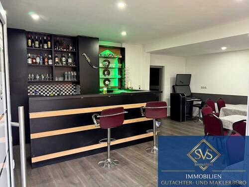 Café - Mehrfamilienhaus, Wohnhaus in Homberg (Efze)