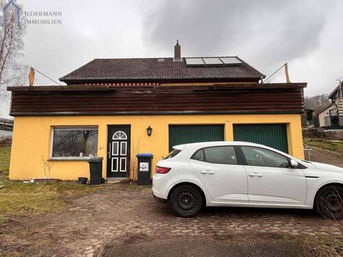 Hausansicht - 6 Zimmer Mehrfamilienhaus, Wohnhaus in Einbeck