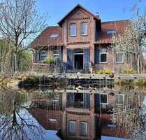Großzügiges Zweifamilienhaus mit eigenen Stallungen und Weideflächen (1,3 Hektar) - Wedemark Negenborn