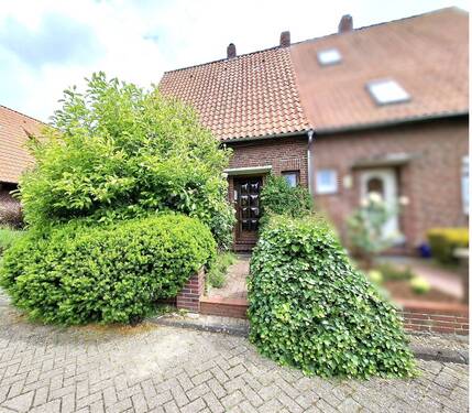 2.Frontansicht.jpg - 3 Zimmer Doppelhaushälfte zum Kaufen in Brake