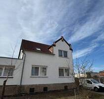 VERKAUFT !! Einfamilienhaus + Baugrundstück mit positiver Bauvoranfrage in Rathenow West zu verkaufen !