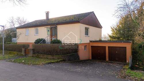 Außenansicht - Helles Einfamilienhaus mit Weitblick und großem Garten in ruhiger, stadtnaher Wohnlage