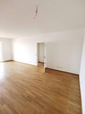 Wohnzimmer 1.2 - Etagenwohnung mit 104,80 m&sup2; in Schwerin zum Kaufen